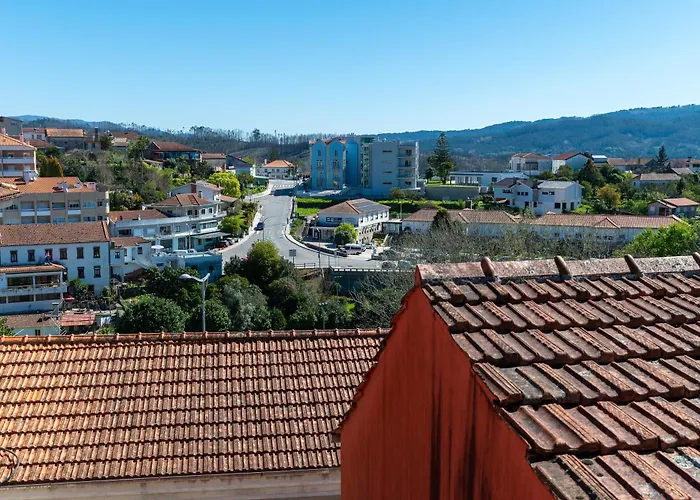 Casinha Da Avo Ana * سيفر دو فوغا